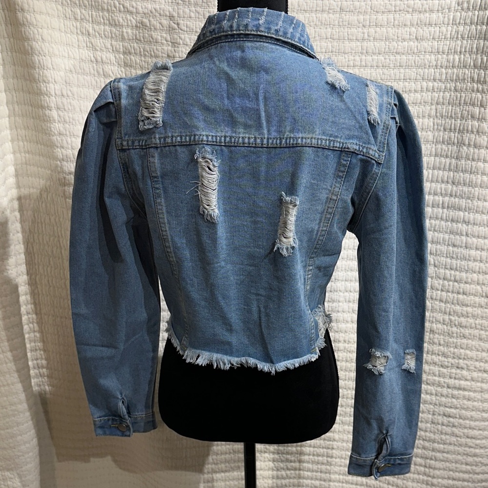 Denim Distressed Blue Puff Shoulder Cropped Jacket - Picture 3 of 6